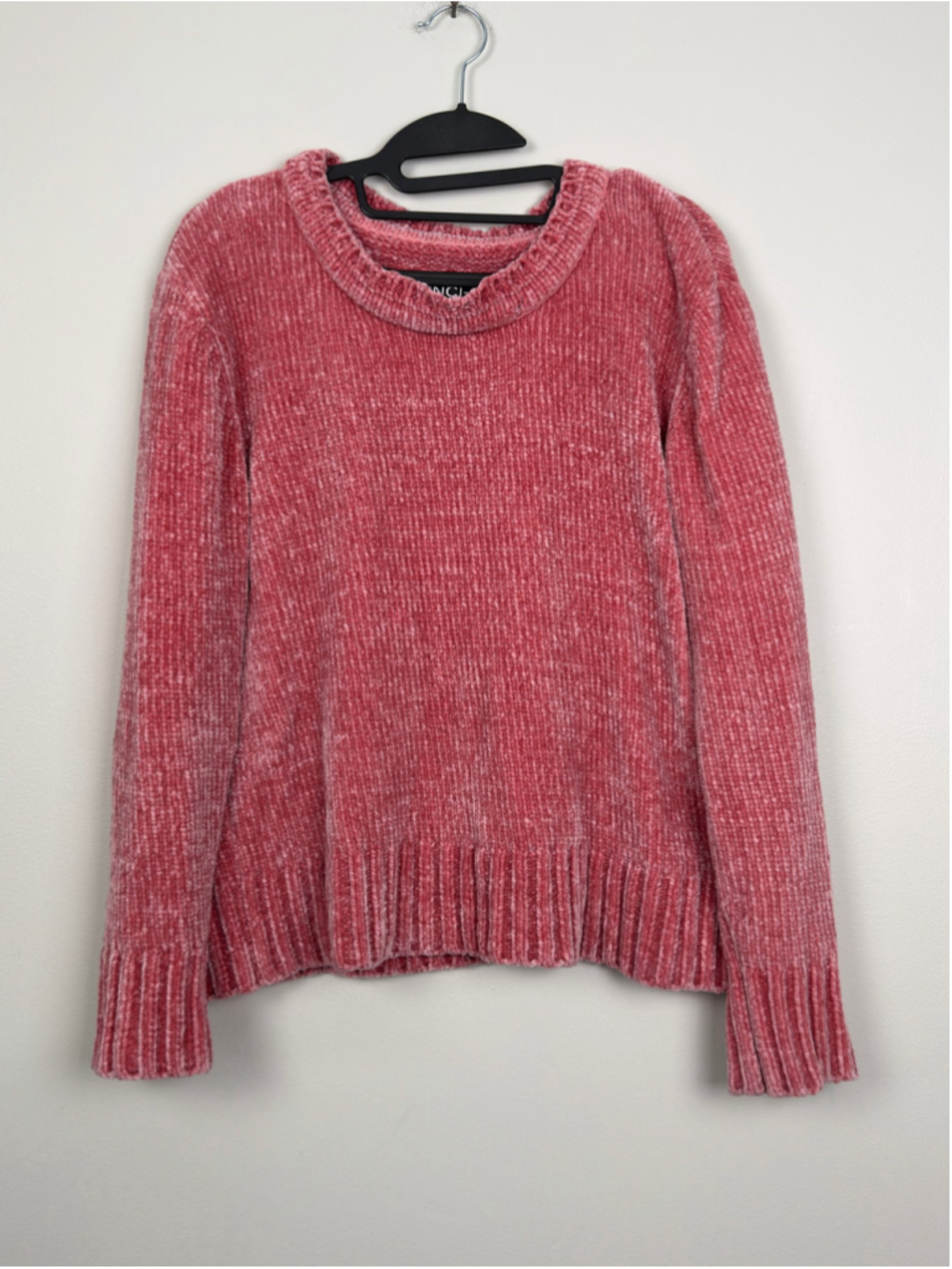 BNCI Pink Chenille Crewneck Sweater Size Medium